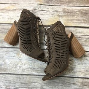 🔆 SAM EDELMAN Laser Cut Lace-Up Peep Toe Heel